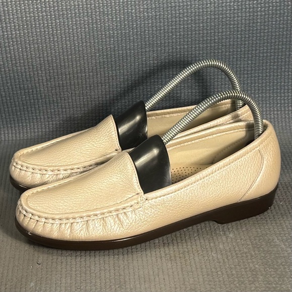 SAS Shoes - SAS Simplify Slip-On Leather Loafers Women’s Size‎ 8.5 Narrow